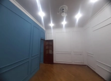 Axundov Bağının yanı