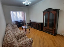 Yasamal rayon İzmir küçəsi