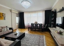 Satılır Koroğlu Rəhimov küçəsi
