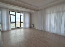 Satılır Sahil küçəsi