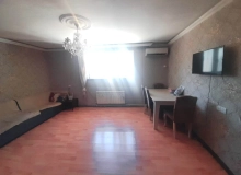 Ü.Əkbərov küçəsi