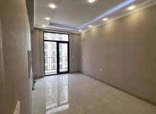 Dərnəgül metrosunun yaxınlığı, Cəfər Xəndan küçəsi, West Town Yaşayış kompleksi