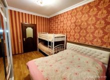 Köhnə günəşli qəs, 204 nömrəli məktəbin yanı