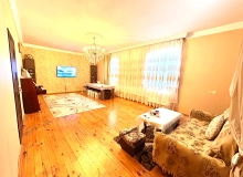 Qala qəsəbəsi, Qala qaradokla üzbəüzi