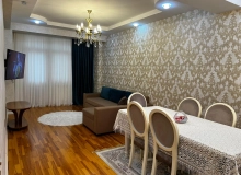 Həzi Aslanov Metrosunun yanında