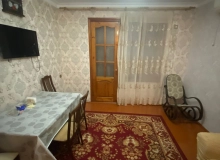 Nizami metrosunun yaxınlığında, Azad Mirzəyev küçəsi