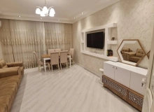 Bakı, Ceyhun Hacıbəyli küçəsi