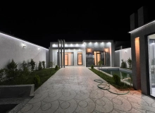 Satılır 4 otaqlı həyət evi/bağ evi 160 m², Mərdəkan q.