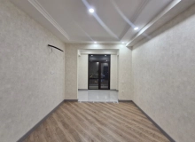 Cəfər Xəndan küçəsi, West Town yaşayış kompleksi