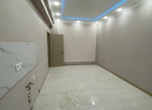 Binəqədi rayonu, Cəfər Xəndan küçəsi, West Town yaşayış kompleksi