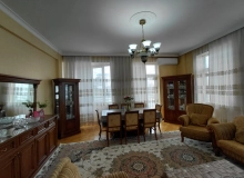 Şərifzadə küçəsi