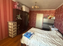 Qaraçuxur qəsəbəsi, 318 saylı məktəbin yanında