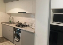 Yasamal rayonu metbuat prospektində Botanika bağının yaxınlığında
