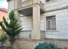 Əliağa Vahid küçəsi