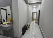 Binəqədi rayonu, Cəfər Xəndan küçəsi, West Town yaşayış kompleksi