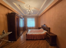 Şəmsi Bədəlbəyli küçəsi