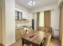 Müstəqillik küçəsi