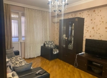 Yeni Yasamal, Əsəd Əhmədov küçəsi 41