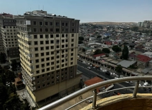 Yeni Yasamal qəsəbəsi, Şərifzadə küçəsi, İnşaatçılar m/s