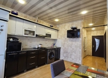 Bakı kinoteatrı ilə üzbəüz