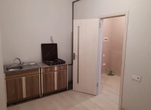 Nizami rayonu, Qara Qarayev metrosunun yanında