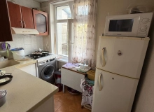 Sumqayıt şəhəri, 1-ci mikrorayon, bazarın yanında