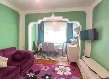 Nizami rayonu, Xalqlar Dostluğu metrosunun yaxını, Laçın Ticarət Mərkəzinin yanı