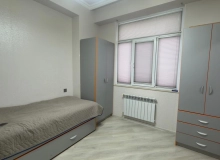 Yeni günəşli D massivi