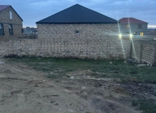 Ruhulla Axundov küçəsi