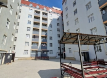 İstiqlaliyyət küçəsi
