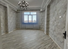 Sumqayıt, Nərmanov büstünün yanı