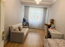 Xırdalan, Musiqi məktəbi ilə üzbəüz