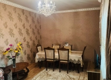 Satılır Polad Həşimov küçəsi