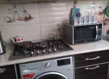 Abbas Mirzə Şərifzadə küçəsi