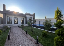 Satılır Satılır 4 otaqlı həyət evi/bağ evi 200 m², Mərdəkan q.