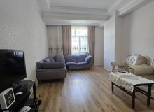 Binəqədi rayon 9-cu mkr Adil Məmmədov küçəsi