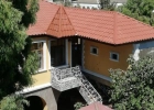 Satılır 12 otaqlı həyət evi/bağ evi 450 m², Şüvəlan q.