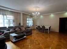 Dadaş Bünyadzadə küçəsi