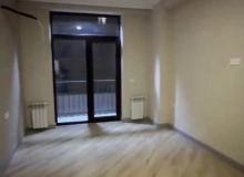 Dərnəgül metrosunun çıxışı, Cəfər Xəndan küç., West Town Yaşayış kompleksində