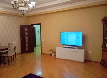 Q.Qarayev metro, Məmmədəli Şərifli küçəsi