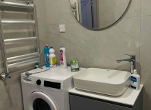 Dərnəgül metrosunun çıxışı, Cəfər Xəndan küç., West Town Yaşayış kompleksində