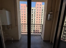 Binəqədi rayonu, Cəfər Xəndan küçəsi, West Town yaşayış kompleksi