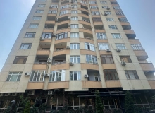 Satılır Ysamal, Mirəli Seyidov