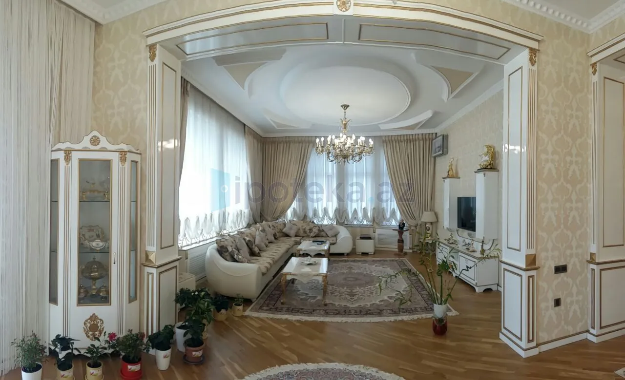 Ş.Qurbanov küçəsi