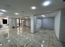 Xətai rayonu, Ağ şəhər, Xəqani Rüstəmov küçəsi