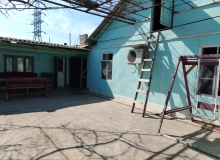 Əhmədli Ukrayna dairəsi, Pluton Şadlıq sarayına yaxın