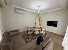 Müstəqillik küçəsi