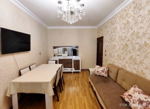 Köhnə günəşli qəs, 204 nömrəli məktəbin yanı