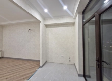 Cəfər Xəndan küçəsi, West Town yaşayış kompleksi