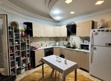 Təbriz küç. ADA Universitetinin yanı